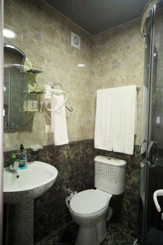 Hostal Edelveis Guest House