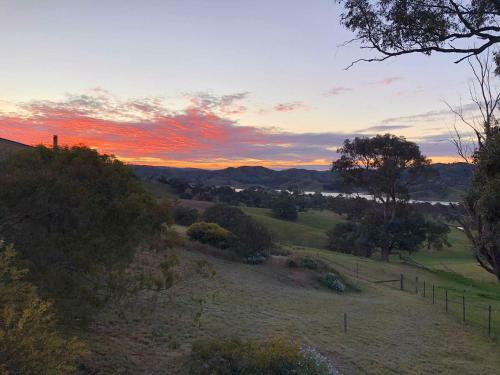Burnt Creek Cottages