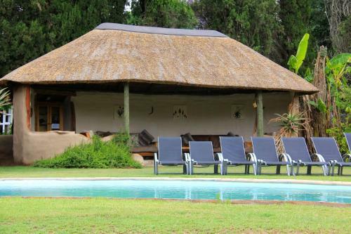 Chrislin African Lodge