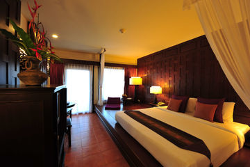 Hotel Aquamarine Resort And Villa