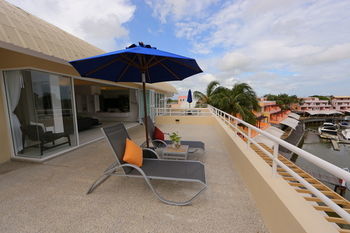 Hotel Boat Lagoon Resort