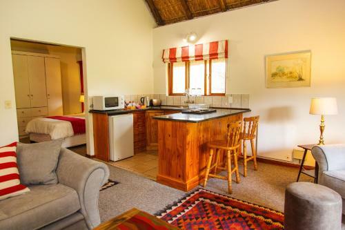 Hostal The Celtis Manor Guest House