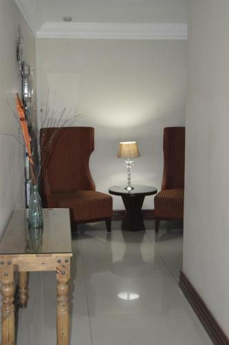 Hostal Lakeview Guest House