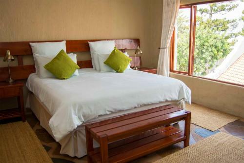 Hostal By Bush Telegraph Lodge