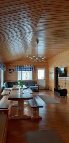 Holiday Homes Majoinen
