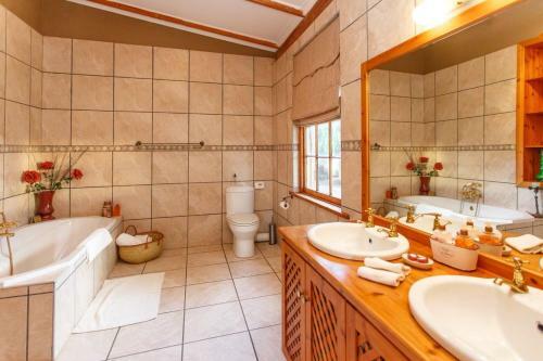 Hostal De Denne Guest House