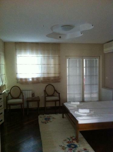 Hostal Sunny House