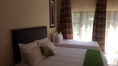 Hostal Ikaze Guest House