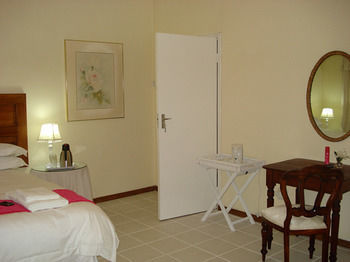 Hostal The Guest House Pongola