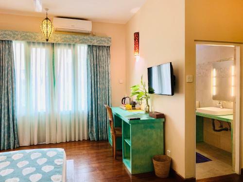 Hotel Thaprobane Beach House