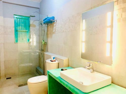 Hotel Thaprobane Beach House