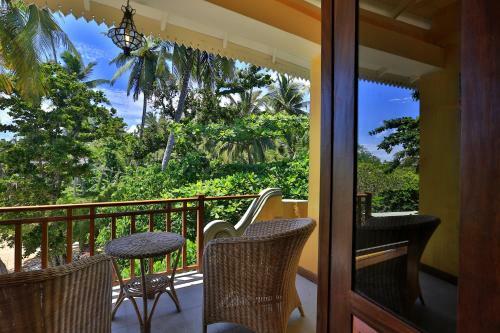 Hotel Thaprobane Beach House