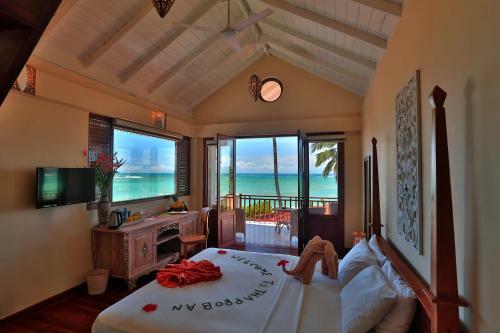 Hotel Thaprobane Beach House