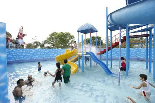 Hotel Aapno Ghar Resort & Amusement Park