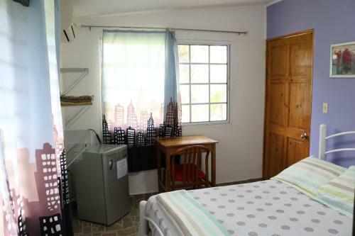 Hostal Bed And Breakfast Little Italy