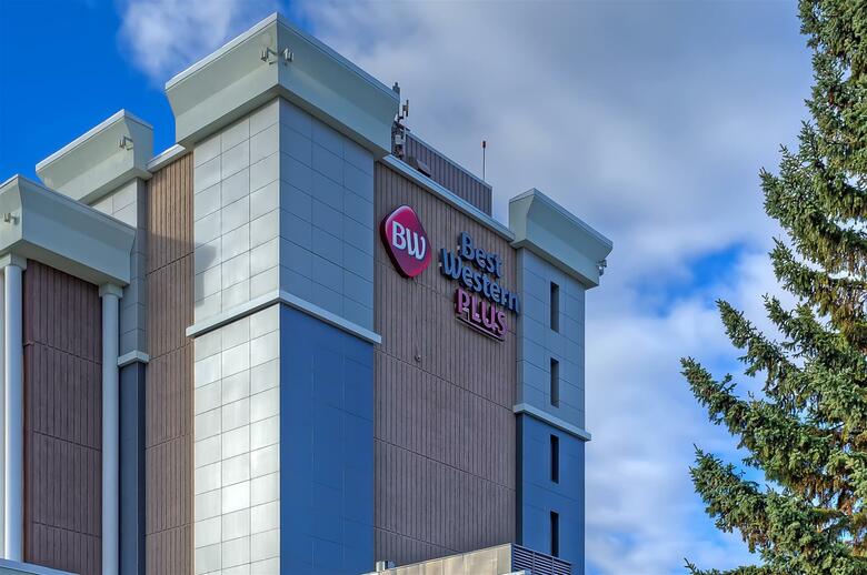 Best Western Port O'call Hotel