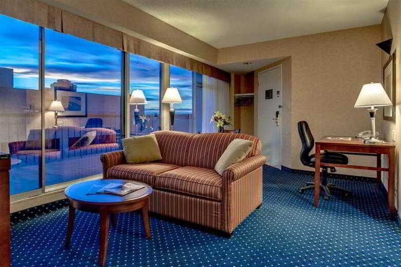Hotel Best Western Plus Suites Downtown