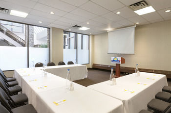 Hotel Days Inn Calgary South