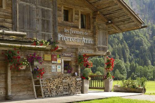 Hotel Les Fermes De Pierre Et Anna