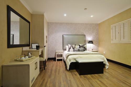 Hostal Executive Suites At 555