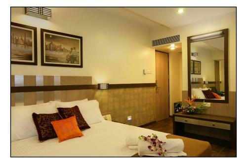 Hotel Utsav Deluxe