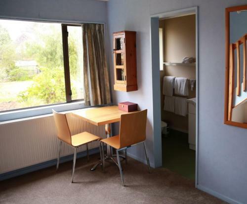 Tussock Grove Boutique Hotel