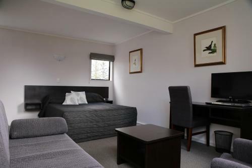 Tussock Grove Boutique Hotel