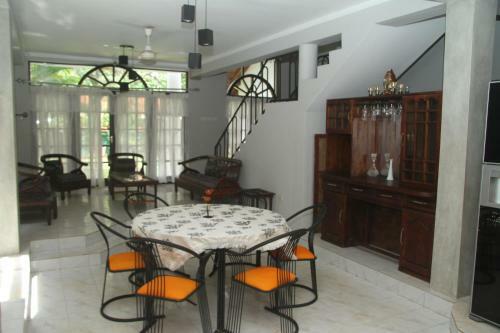 Bed & Breakfast Villa Taprobane