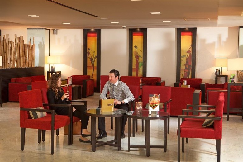 Hotel Golden Tulip El Mechtel