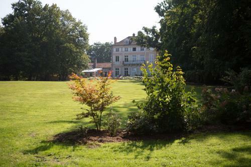 Bed & Breakfast Le Chateau De La Vierge
