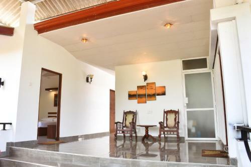 Hostal Sadula Holiday Resort - Anuradhapura
