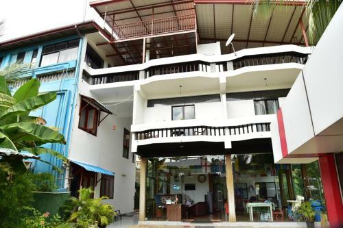 Hostal Relax Inn Hikkaduwa