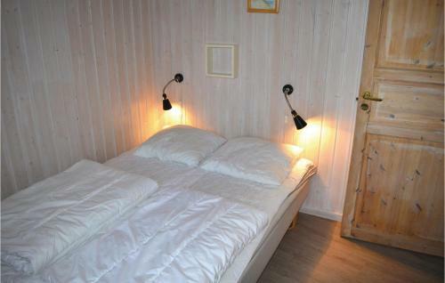 Hostal Holiday Home Torndrup Strand Hals