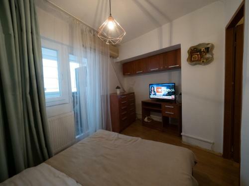 Sunny Old Town Apartments