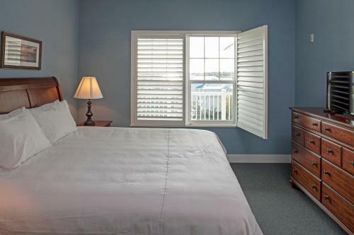 Hotel Bluewater Resort And Marina By Spinnaker