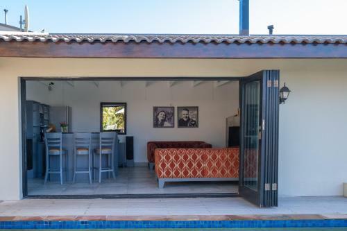 Hostal Dreamhouse Guest House