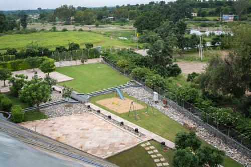 Mana Hotels