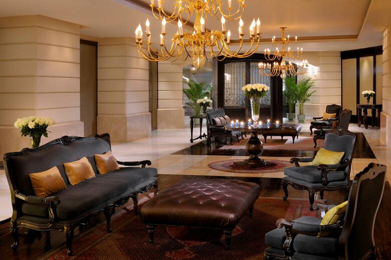 Hotel Lebua At State Tower