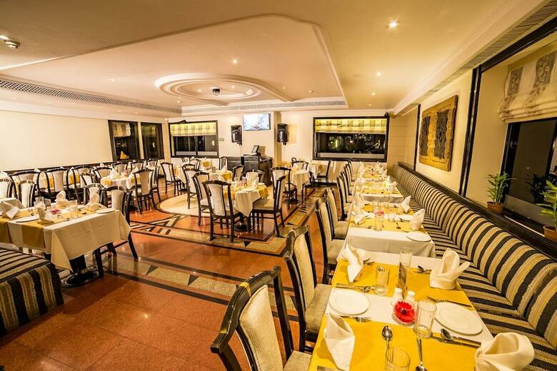 Hotel Fariyas