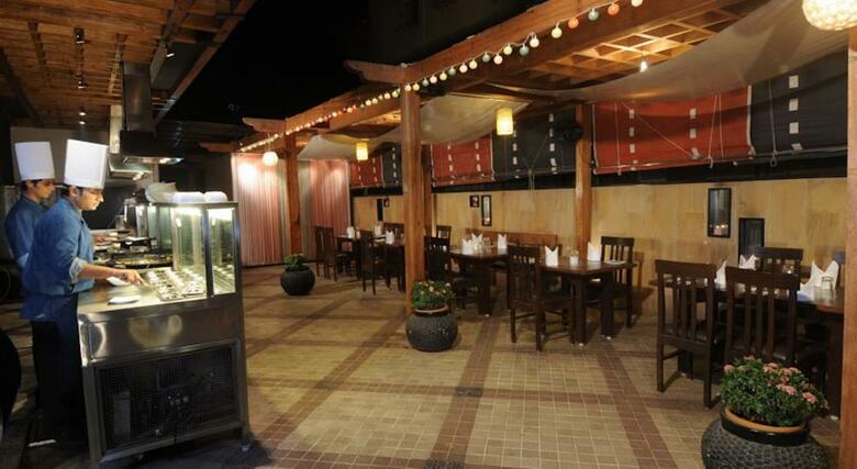 Hotel Fariyas