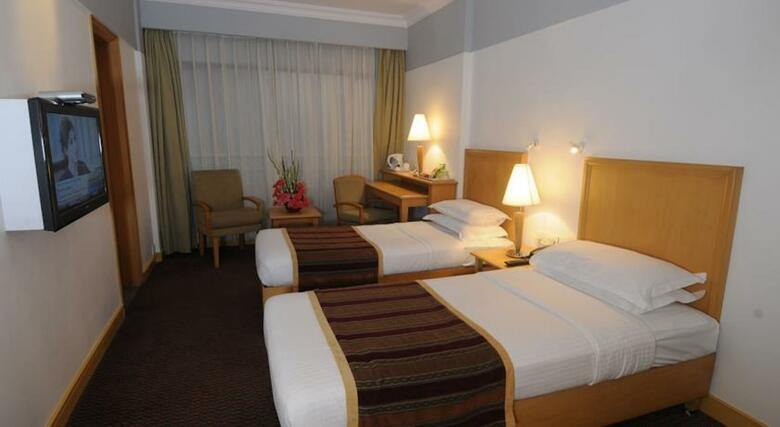 Hotel Fariyas