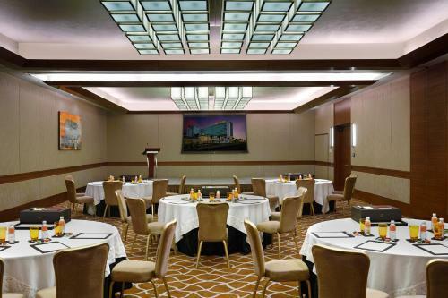Hotel Solaire Resort & Casino