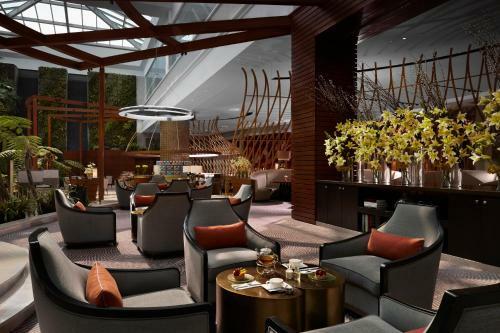 Hotel Solaire Resort & Casino