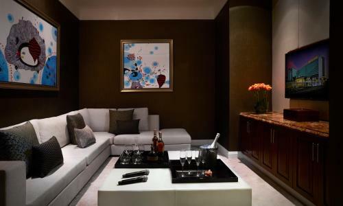 Hotel Solaire Resort & Casino