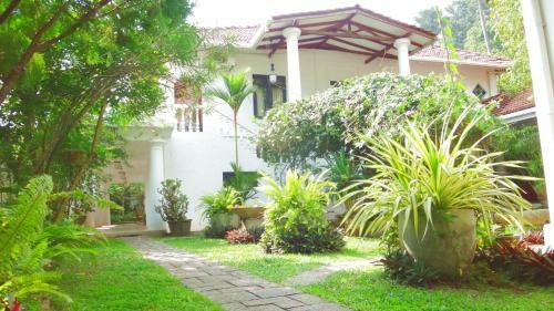Bed & Breakfast French Lotus