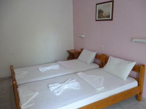 Hostal Babis Taverna & Rooms