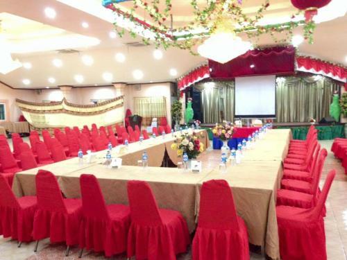 Nakhonesack Hotel 3
