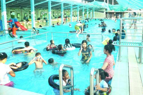 Nakhonesack Hotel 3