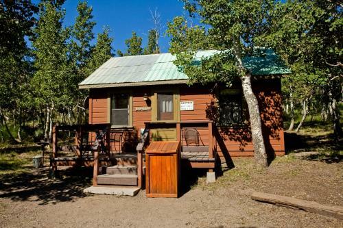 Hotel Convict Lake Resort