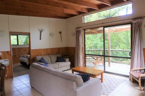 Lodge Te Nikau Retreat